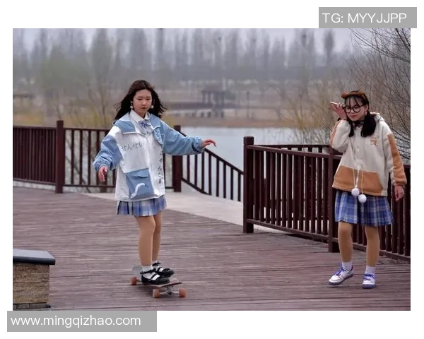 南京滑板队与广州滑板队赛后复盘团队协作的精彩瞬间与经验分享