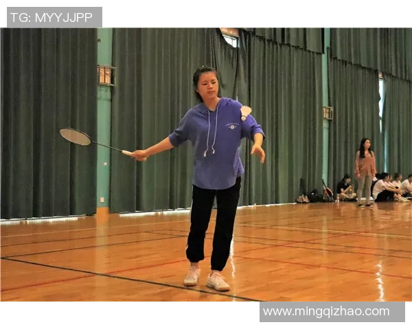 南京羽毛球队在比赛中的盯防策略分析与成败得失探讨