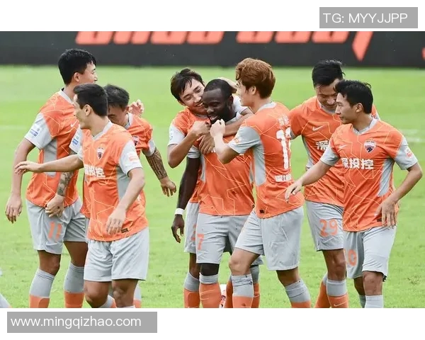 深圳足球队的转型之路：从低谷到巅峰的奋斗与追求