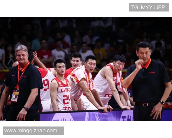 中国男篮迎战阿根廷队全力争胜展现实力与团队精神